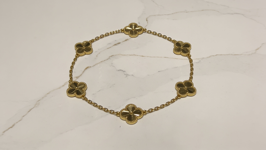 Gold 4 leaf clover bracelet